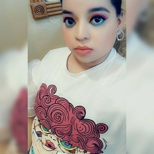 Meet your Posher, Valerie